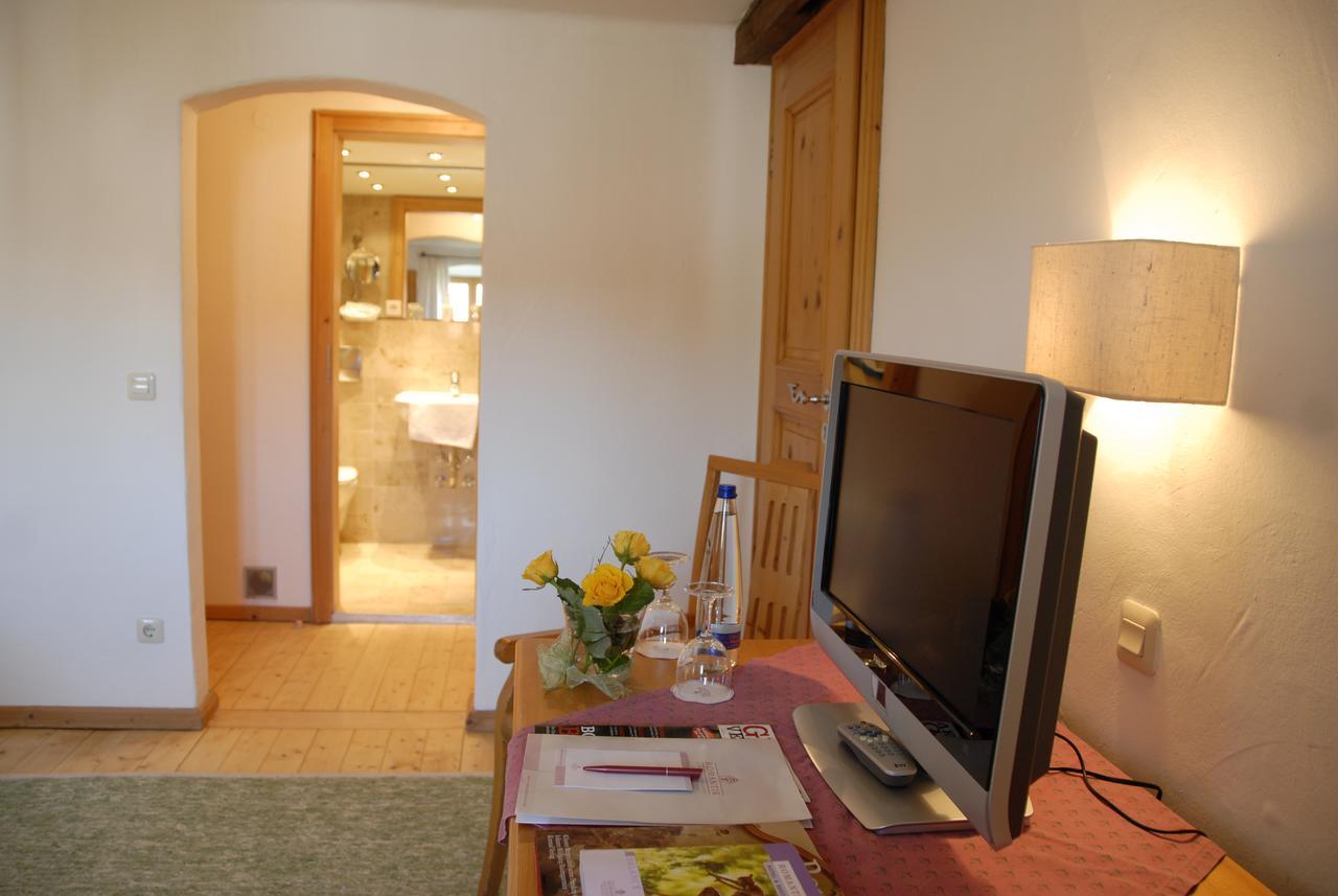 Pilgerhaus Bergen Hotel Нойбург ан дер Донау Екстериор снимка