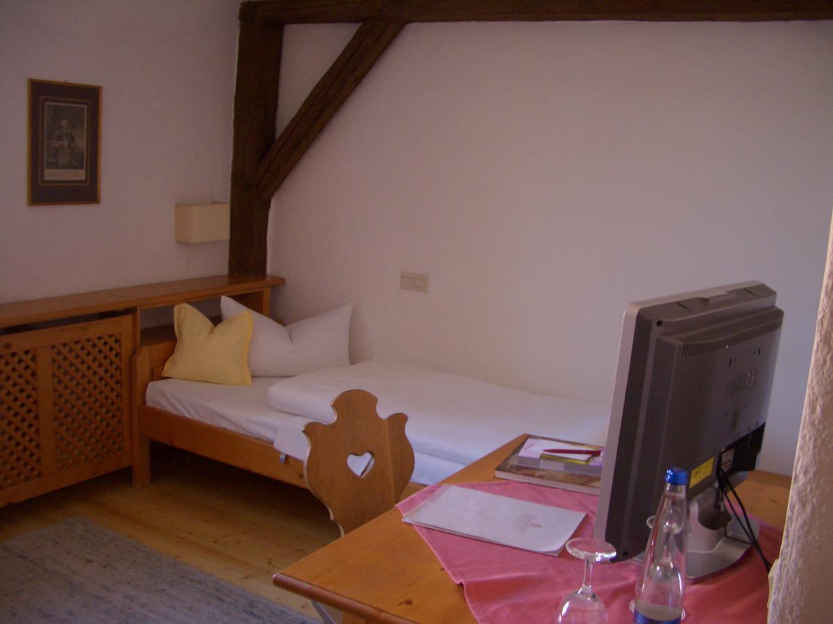Pilgerhaus Bergen Hotel Нойбург ан дер Донау Екстериор снимка